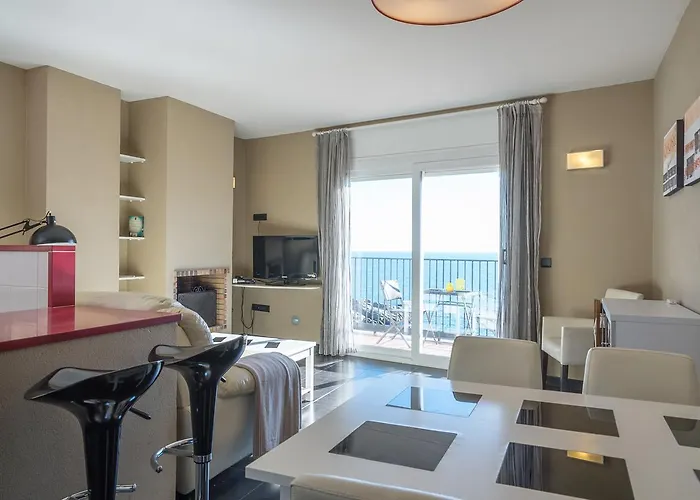 Апартаменты Les Formigues 3 Палафружель